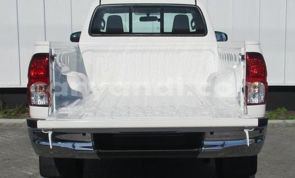 Tenga Tsaru Toyota Hilux Chena Mota in Kabwe in Zambia Tenga Tsaru Toyota Hilux Chena Mota in Kabwe in Zambia