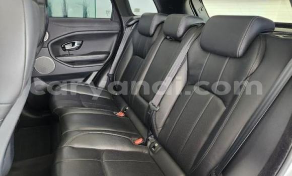 Nunua Ilio tumika Land Rover Range Rover Evoque Nyeupe Gari ndani ya Kabwe nchini Zambia Nunua Ilio tumika Land Rover Range Rover Evoque Nyeupe Gari ndani ya Kabwe nchini Zambia