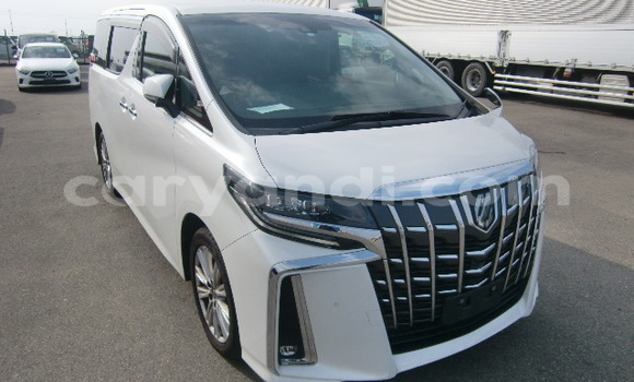 Buy Used Toyota Alphard White Car in Lusaka in Zambia Buy Used Toyota Alphard White Car in Lusaka in Zambia