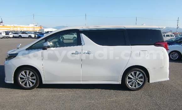 Buy Used Toyota Alphard White Car in Lusaka in Zambia Buy Used Toyota Alphard White Car in Lusaka in Zambia