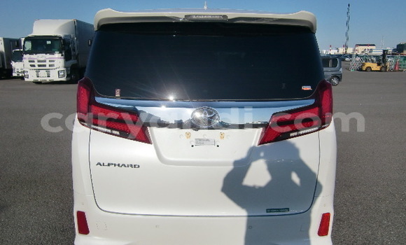 Buy Used Toyota Alphard White Car in Lusaka in Zambia Buy Used Toyota Alphard White Car in Lusaka in Zambia