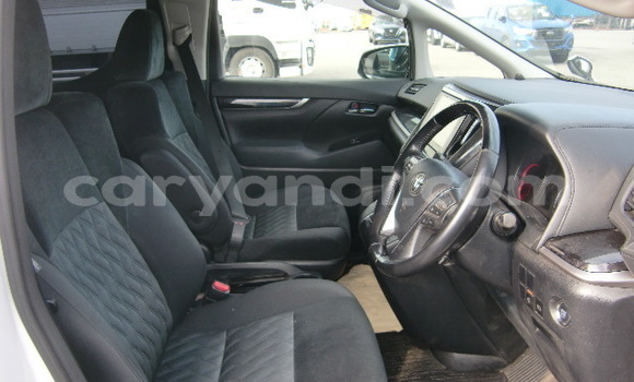 Buy Used Toyota Alphard White Car in Lusaka in Zambia Buy Used Toyota Alphard White Car in Lusaka in Zambia