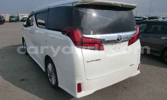 Buy Used Toyota Alphard White Car in Lusaka in Zambia Buy Used Toyota Alphard White Car in Lusaka in Zambia