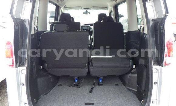 Buy Used Nissan Serena Silver Car in Lusaka in Zambia Buy Used Nissan Serena Silver Car in Lusaka in Zambia