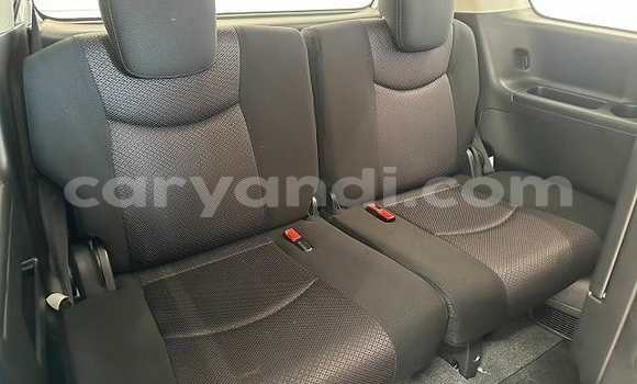 Acheter Occasion Voiture Nissan Serena Gris à Lusaka, Zambie Acheter Occasion Voiture Nissan Serena Gris à Lusaka, Zambie