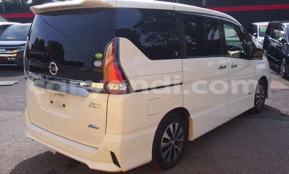 Buy Used Nissan Serena White Car in Lusaka in Zambia Buy Used Nissan Serena White Car in Lusaka in Zambia