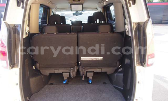 Buy Used Nissan Serena White Car in Lusaka in Zambia Buy Used Nissan Serena White Car in Lusaka in Zambia
