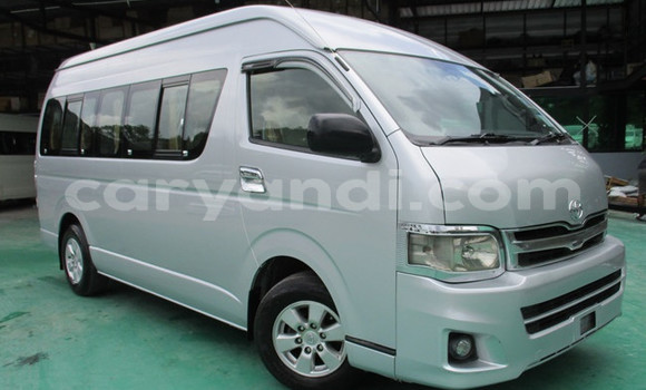Acheter Occasion Voiture Toyota Hiace Gris à Lusaka, Zambie Acheter Occasion Voiture Toyota Hiace Gris à Lusaka, Zambie