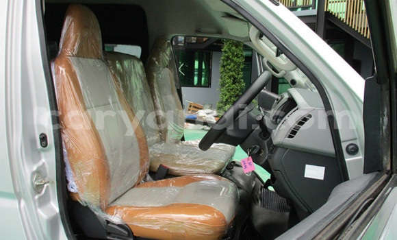 Acheter Occasion Voiture Toyota Hiace Gris à Lusaka, Zambie Acheter Occasion Voiture Toyota Hiace Gris à Lusaka, Zambie