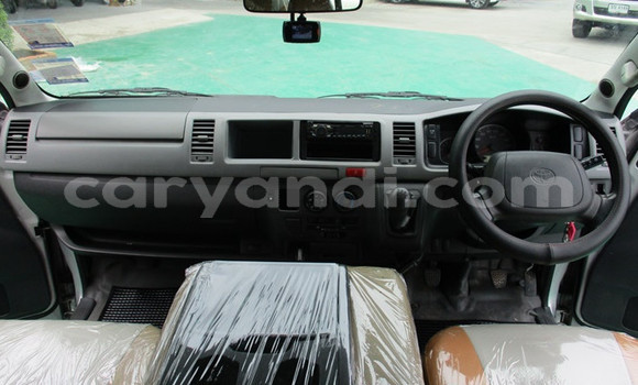 Acheter Occasion Voiture Toyota Hiace Gris à Lusaka, Zambie Acheter Occasion Voiture Toyota Hiace Gris à Lusaka, Zambie