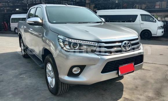 Acheter Occasion Voiture Toyota Hiluxe Revo Gris à Lusaka, Zambie Acheter Occasion Voiture Toyota Hiluxe Revo Gris à Lusaka, Zambie