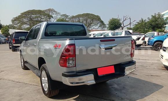 Acheter Occasion Voiture Toyota Hiluxe Revo Gris à Lusaka, Zambie Acheter Occasion Voiture Toyota Hiluxe Revo Gris à Lusaka, Zambie