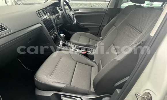 Buy Used Volkswagen Golf White Car in Lusaka in Zambia Buy Used Volkswagen Golf White Car in Lusaka in Zambia