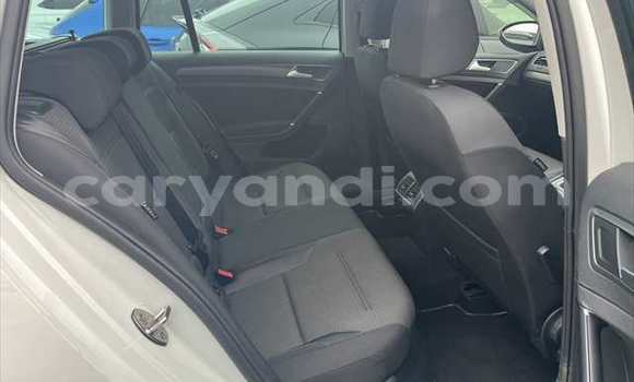 Buy Used Volkswagen Golf White Car in Lusaka in Zambia Buy Used Volkswagen Golf White Car in Lusaka in Zambia