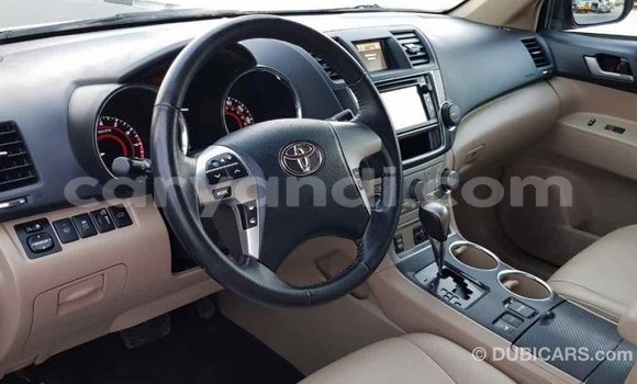 Nunua Imported Toyota Highlander Kijani Gari ndani ya Import - Dubai nchini Zambia Nunua Imported Toyota Highlander Kijani Gari ndani ya Import - Dubai nchini Zambia