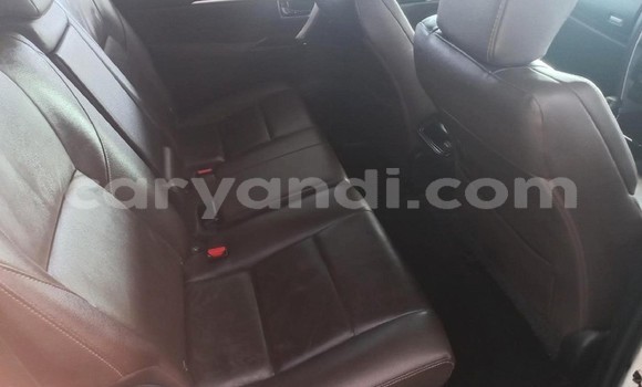 Acheter Occasion Voiture Toyota Fortuner Blanc à Lusaka, Zambie Acheter Occasion Voiture Toyota Fortuner Blanc à Lusaka, Zambie
