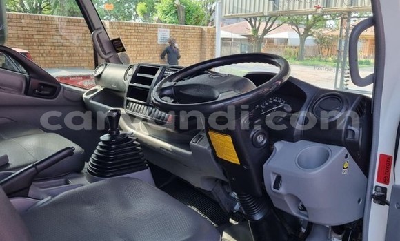 Buy Used Hino 300 Series White Truck in Lusaka in Zambia Buy Used Hino 300 Series White Truck in Lusaka in Zambia