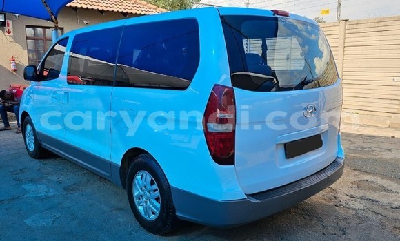 Buy Used Hyundai H1 White Car in Lusaka in Zambia Buy Used Hyundai H1 White Car in Lusaka in Zambia