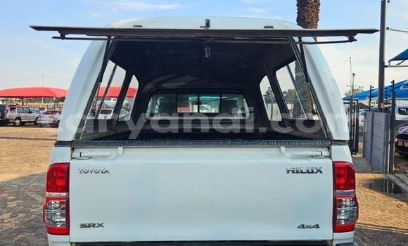 Buy Used Toyota Hilux White Car in Lusaka in Zambia Buy Used Toyota Hilux White Car in Lusaka in Zambia
