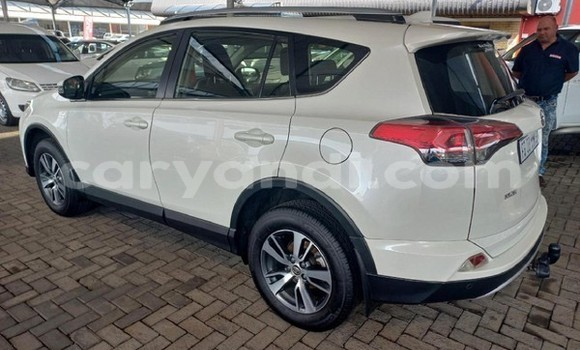 Buy Used Toyota RAV4 Silver Car in Lusaka in Zambia Buy Used Toyota RAV4 Silver Car in Lusaka in Zambia