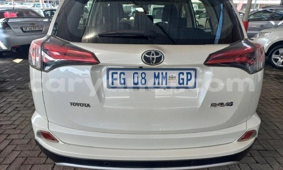 Buy Used Toyota RAV4 Silver Car in Lusaka in Zambia Buy Used Toyota RAV4 Silver Car in Lusaka in Zambia