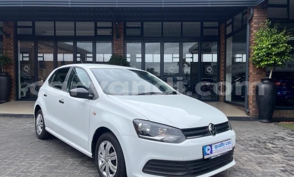 Buy Used Volkswagen Polo White Car in Kabwe in Zambia