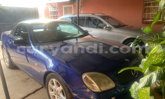 Acheter Occasion Voiture Mercedes-Benz C250 coupe Bleu à Kabwe, Zambie