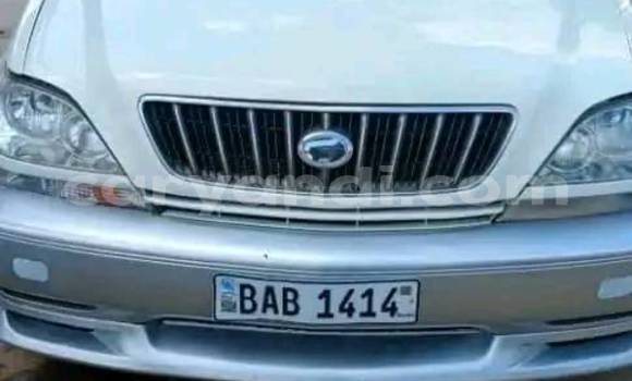 Buy Used Toyota Harrier White Car in Chingola in Zambia Buy Used Toyota Harrier White Car in Chingola in Zambia