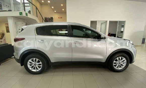 Buy Used Kia Sportage Silver Car in Lusaka in Zambia Buy Used Kia Sportage Silver Car in Lusaka in Zambia