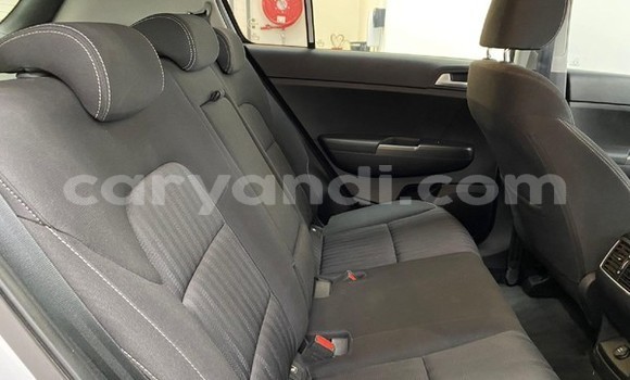 Buy Used Kia Sportage Silver Car in Lusaka in Zambia Buy Used Kia Sportage Silver Car in Lusaka in Zambia