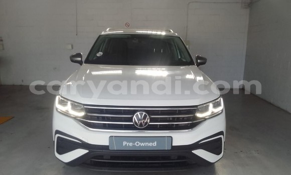 Acheter Occasion Voiture Volkswagen Tiguan Blanc à Lusaka, Zambie Acheter Occasion Voiture Volkswagen Tiguan Blanc à Lusaka, Zambie