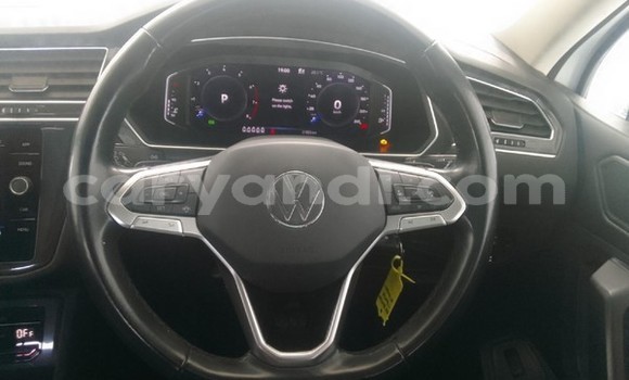 Acheter Occasion Voiture Volkswagen Tiguan Blanc à Lusaka, Zambie Acheter Occasion Voiture Volkswagen Tiguan Blanc à Lusaka, Zambie