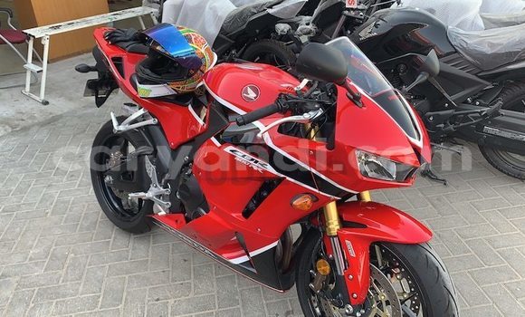 Tenga Tsaru Honda CBR Tsvuku Bike in Lusaka in Zambia Tenga Tsaru Honda CBR Tsvuku Bike in Lusaka in Zambia