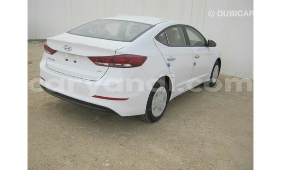 Acheter Import Voiture Hyundai Elantra Blanc à Import - Dubai, Zambie Acheter Import Voiture Hyundai Elantra Blanc à Import - Dubai, Zambie