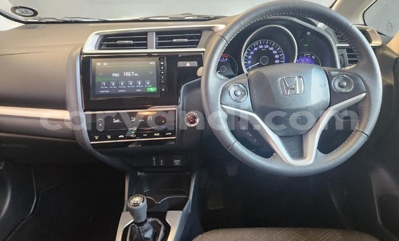 Buy Used Honda BR-V White Car in Lusaka in Zambia Buy Used Honda BR-V White Car in Lusaka in Zambia