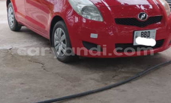 Buy Used Toyota Vitz Red Car in Chinsali in Northern