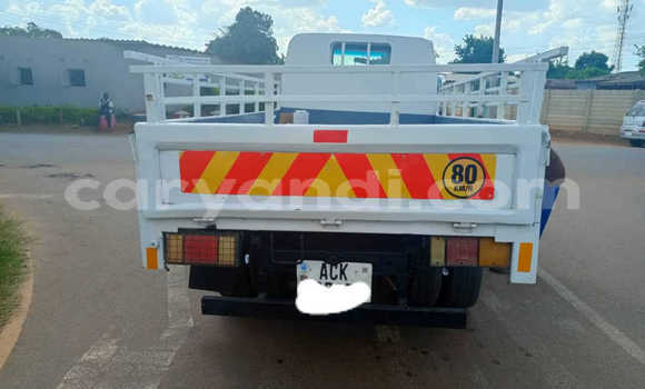 Acheter Occasion Utilitaire Isuzu FTR 850 Blanc à Chinsali, Nord Acheter Occasion Utilitaire Isuzu FTR 850 Blanc à Chinsali, Nord