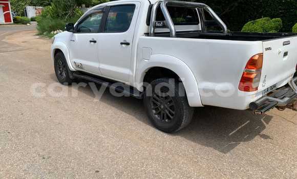Acheter Occasion Voiture Toyota Hilux Blanc à Chililabombwe, Copperbelt Acheter Occasion Voiture Toyota Hilux Blanc à Chililabombwe, Copperbelt