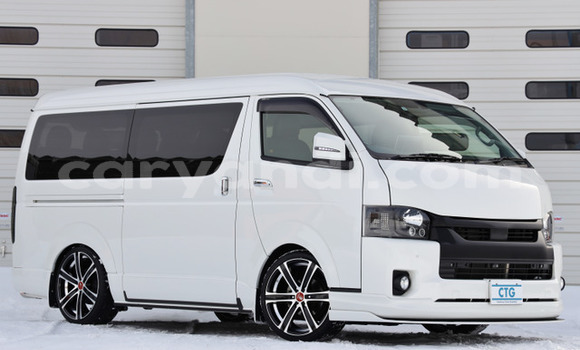 Acheter Occasion Voiture Toyota Hiace Blanc à Lusaka, Zambie