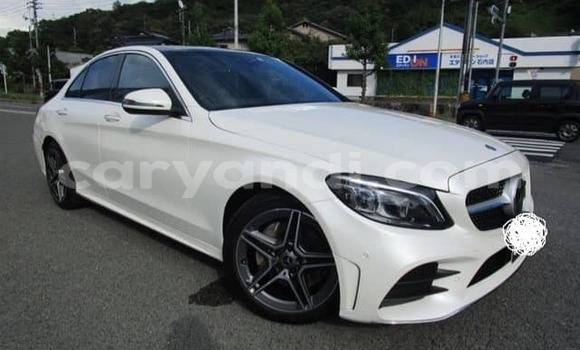 Acheter Occasion Voiture Mercedes-Benz C250 coupe Autre à Lusaka, Zambie Acheter Occasion Voiture Mercedes-Benz C250 coupe Autre à Lusaka, Zambie