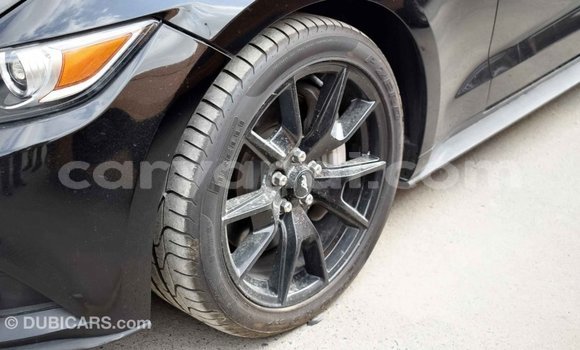 Acheter Import Voiture Ford Mustang Noir à Import - Dubai, Zambie Acheter Import Voiture Ford Mustang Noir à Import - Dubai, Zambie