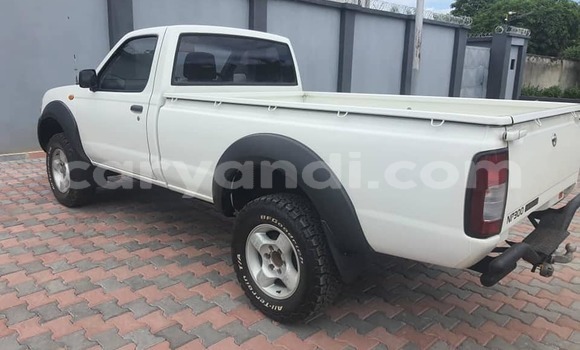Nunua Ilio tumika Nissan Hardbody Nyingine Gari ndani ya Limulunga nchini Magharibi Nunua Ilio tumika Nissan Hardbody Nyingine Gari ndani ya Limulunga nchini Magharibi