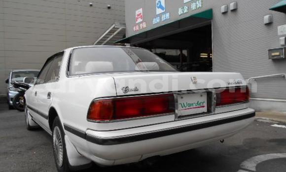 Nunua Ilio tumika Toyota Mark II Nyeupe Gari ndani ya Kitwe nchini Zambia Nunua Ilio tumika Toyota Mark II Nyeupe Gari ndani ya Kitwe nchini Zambia