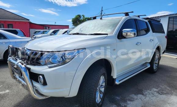 Buy Used Mitsubishi Triton White Car in Lusaka in Zambia Buy Used Mitsubishi Triton White Car in Lusaka in Zambia