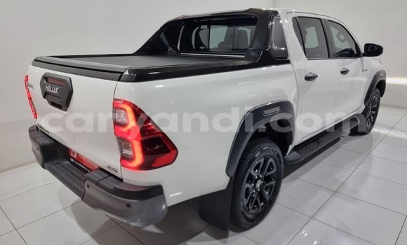Buy Used Toyota Hilux White Car in Lusaka in Zambia Buy Used Toyota Hilux White Car in Lusaka in Zambia