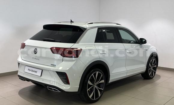 Buy Used Volkswagen T-Roc White Car in Lusaka in Zambia Buy Used Volkswagen T-Roc White Car in Lusaka in Zambia