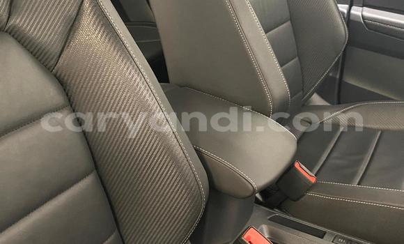 Buy Used Volkswagen T-Roc White Car in Lusaka in Zambia Buy Used Volkswagen T-Roc White Car in Lusaka in Zambia