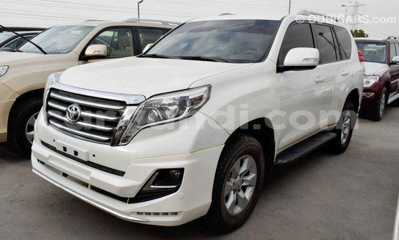 Nunua Imported Toyota Prado Nyeupe Gari ndani ya Import - Dubai nchini Zambia Nunua Imported Toyota Prado Nyeupe Gari ndani ya Import - Dubai nchini Zambia
