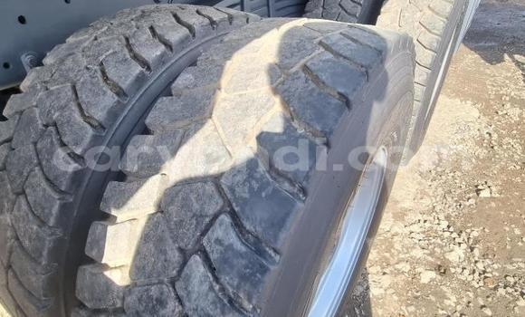 Buy Used Mercedes–Benz Tipper White Truck in Lusaka in Zambia Buy Used Mercedes–Benz Tipper White Truck in Lusaka in Zambia