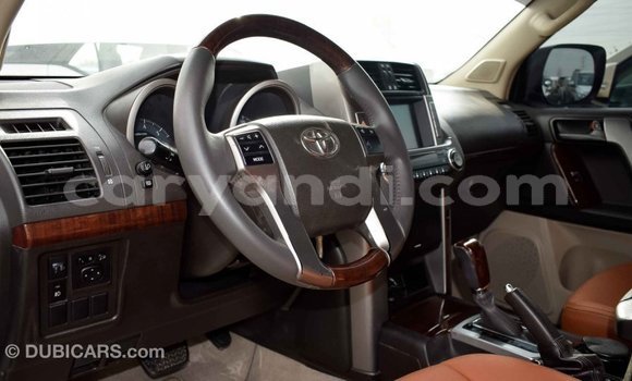 Nunua Imported Toyota Prado Nyeupe Gari ndani ya Import - Dubai nchini Zambia Nunua Imported Toyota Prado Nyeupe Gari ndani ya Import - Dubai nchini Zambia